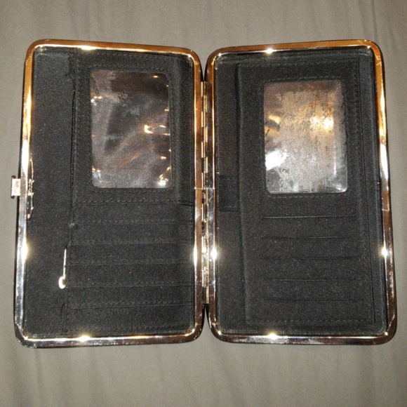 Wallet - Picture 3 of 3